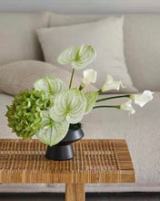 將圖片載入圖庫檢視器 VICKY YAO Faux Floral – Natural Touch Modern Artificial Arrangement with Anthurium, Calla Lily &amp; Hydrangea | Elegant Green Decor for Home &amp; Office