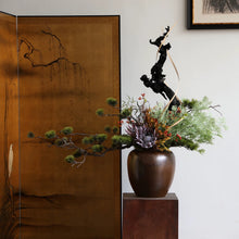 画像をギャラリービューアに読み込む, VICKY YAO - Handcrafted Realistic Bonsai Sculpture with Natural Wood W135xD45xH125
