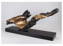 將圖片載入圖庫檢視器 VICKY YAO-Modern Abstract Resin Sculpture | Gold &amp; Black Driftwood Style Art | Faux Wood Art Decor for Office, Zen Space 28.3” L ×  12.6” H
