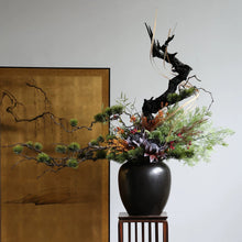 画像をギャラリービューアに読み込む, VICKY YAO - Handcrafted Realistic Bonsai Sculpture with Natural Wood W135xD45xH125