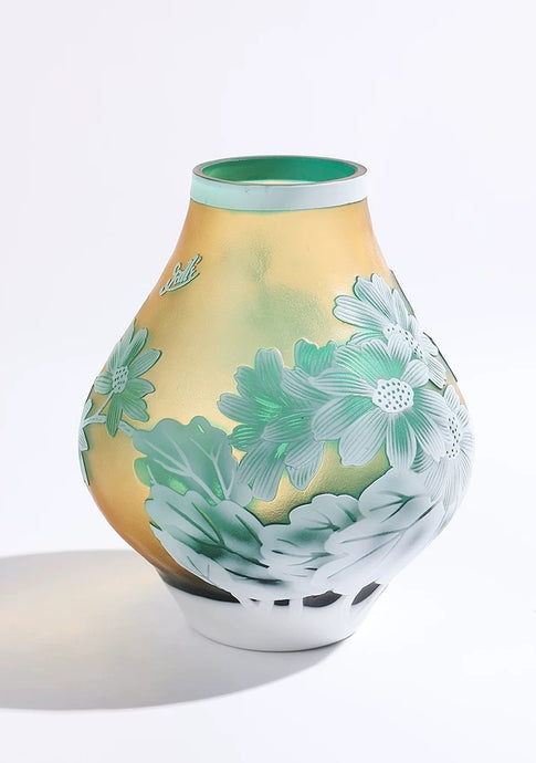 VICKY YAO - French elegant hand-carved vase Inspired by GALLE VASE 19 x 24cm H