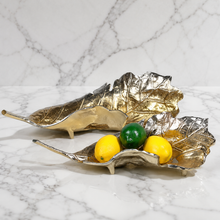 將圖片載入圖庫檢視器 VICKY YAO-Modern Abstract Handmade Aluminum Leaf Tray | Indian Artisan Decorative Leaf Bowl | Gold Metal Catchall Tray | Luxury Coffee Table