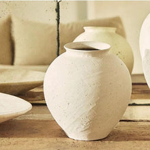 Load image into Gallery viewer, VICKY YAO - Handmade natural coarse texture  pottery Vase textured white Ceramic Wabi Sabi Vase – Rough Pottery 9 stems Flower Arrangement 60x50x70
