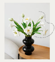 Laden Sie das Bild in den Galerie-Viewer, VICKY YAO Design Aesthetic - New Arrival French Style Natural Touch Tulips Combination Set