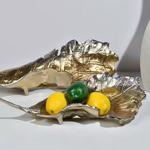 將圖片載入圖庫檢視器 VICKY YAO-Modern Abstract Handmade Aluminum Leaf Tray | Indian Artisan Decorative Leaf Bowl | Gold Metal Catchall Tray | Luxury Coffee Table