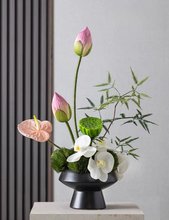 將圖片載入圖庫檢視器 VICKY YAO Design Aesthetic- Exclusively Design Natural Faux Lotus Art