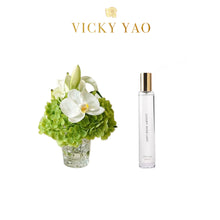 Load image into Gallery viewer, VICKY YAO FRAGRANCE - Natural Touch Fresh Hydrangea Green Hydrangea &amp; Luxury Fragrance Gift Box 50ml