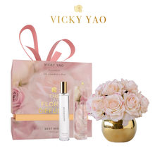 Laden Sie das Bild in den Galerie-Viewer, VICKY YAO FRAGRANCE - Natural Touch Champagne 12 Alice Roses Ceramic Pot &amp; Luxury Fragrance 50ml