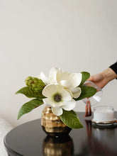 Laden Sie das Bild in den Galerie-Viewer, VICKY YAO Faux Floral - Exclusive Design Artificial Magnolia Arrangement