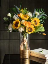 Laden Sie das Bild in den Galerie-Viewer, Vicky Yao Faux Floral - Exclusive Design Elegant Artificial Sunflower Arrangement
