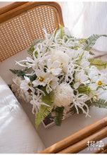 Laden Sie das Bild in den Galerie-Viewer, Vicky Yao Wedding Flower - Exclusive Design Pure White Artificial Wedding Bridal 3 Set Boutique