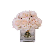 Laden Sie das Bild in den Galerie-Viewer, VICKY YAO Design Aesthetic- Best Seller Luxury Natural Touch Faux Rose Gift Box