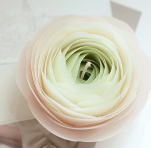 Vicky Yao Luxury Candle - Exclusive Design Limited Luxury Handmade Ranunculus Floral Art Candle
