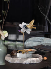 將圖片載入圖庫檢視器 VICKY YAO Table Decor - Exclusive Design Handmade Luxury Natural Crystal Brass Bird Art