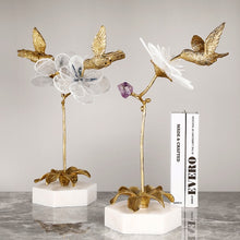 將圖片載入圖庫檢視器 VICKY YAO Table Decor - Exclusive Design Handmade Luxury Natural Crystal Brass Bird Art
