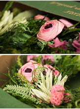 Load image into Gallery viewer, Vicky Yao Preserved Flowers - Exclusive Design Real Dry Flowers Preserved Flowers Door Wreath