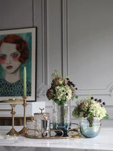 Laden Sie das Bild in den Galerie-Viewer, Vicky Yao Faux Floral - Exclusive Design Luxury Artificial Hydrangea Arrangement With Green Vase